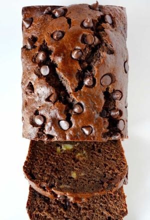 UNSUZ, ŞEKERSİZ VE GLUTENSİZ MUZLU KEK